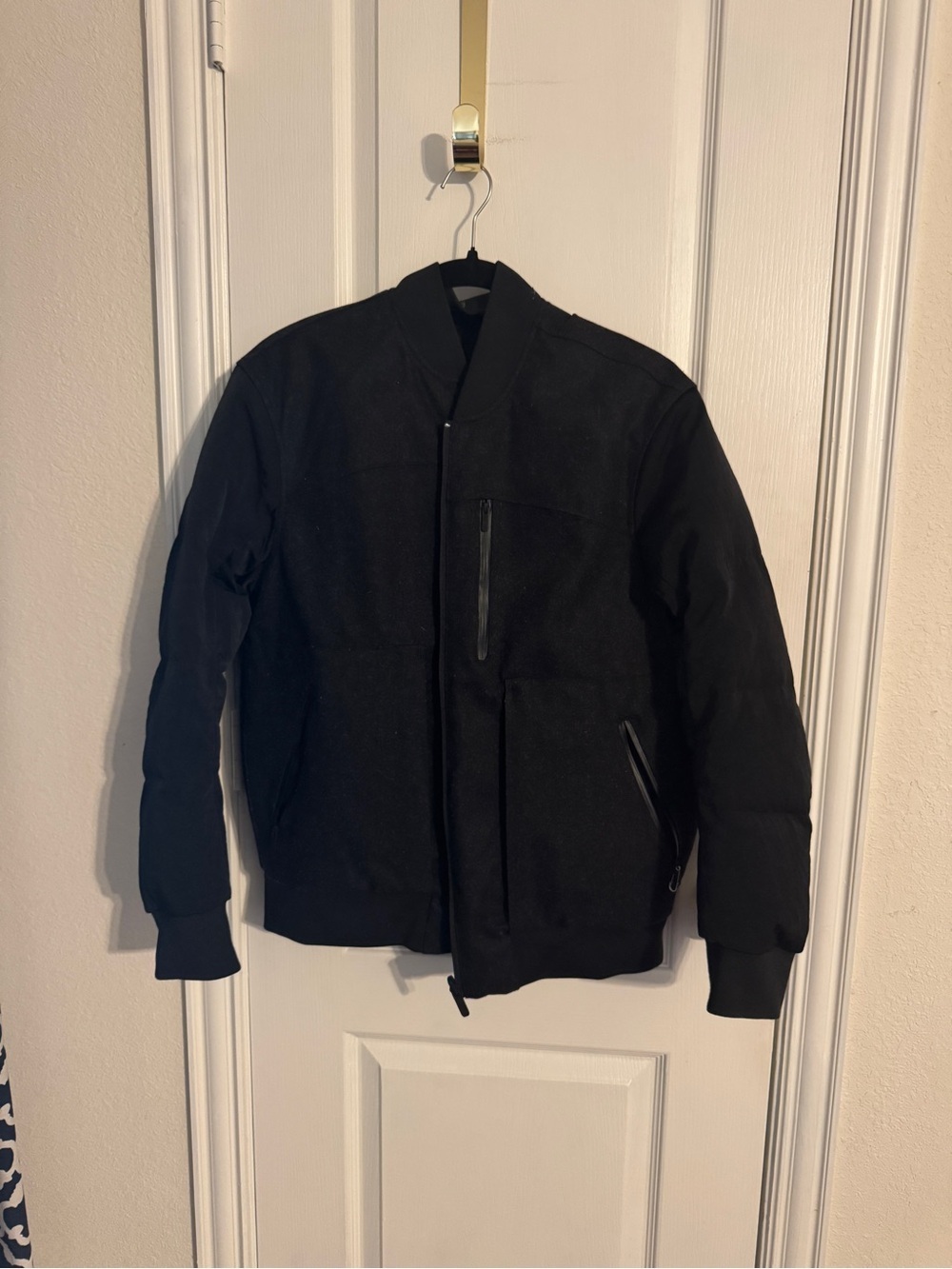 lululemon athletica Reversible Black Bomber Jacket Sz 8